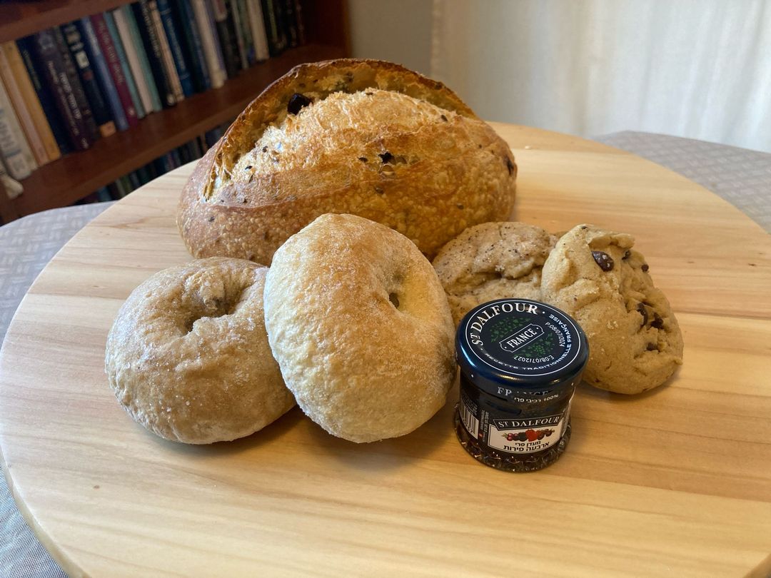 Purim Sourdough Package משלוח מנות מחמצת