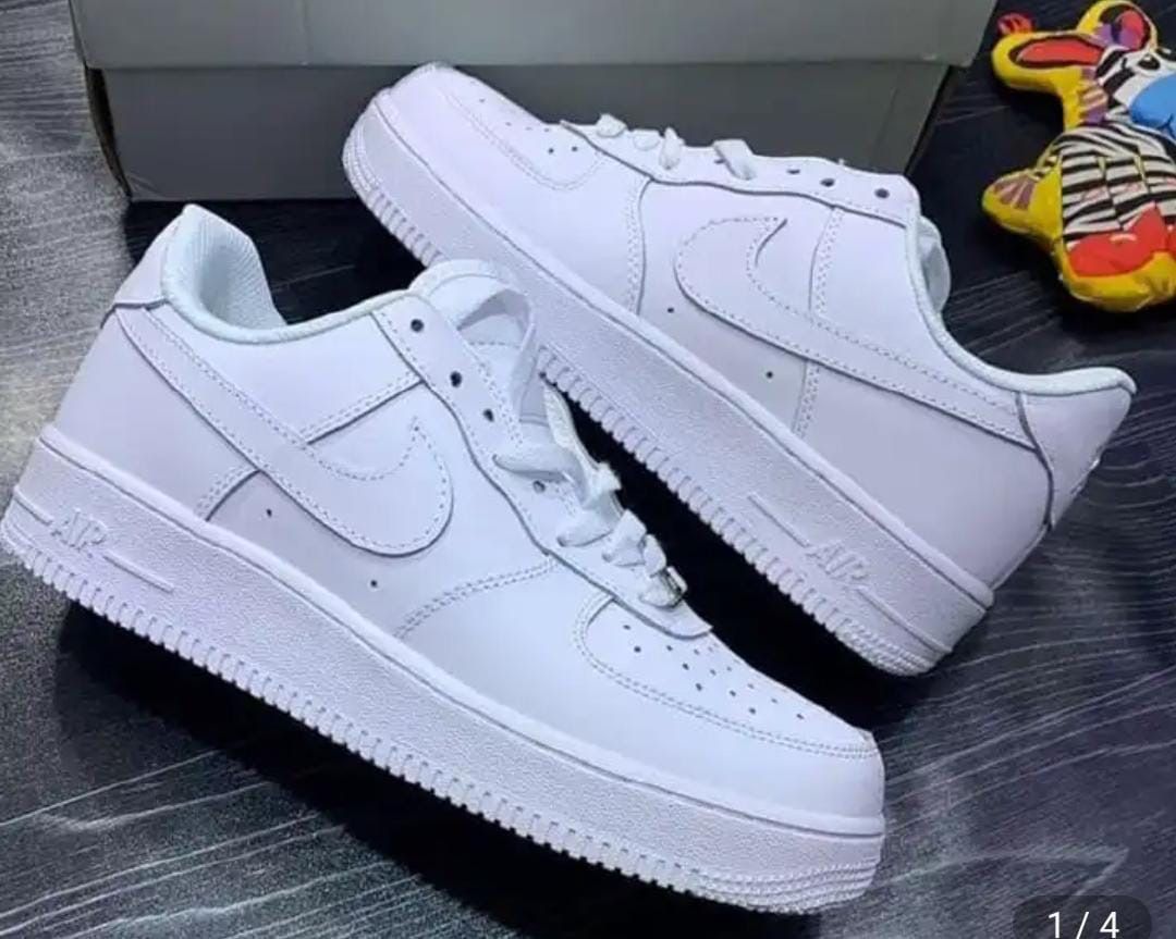 NIKE AIRFORCE ONE