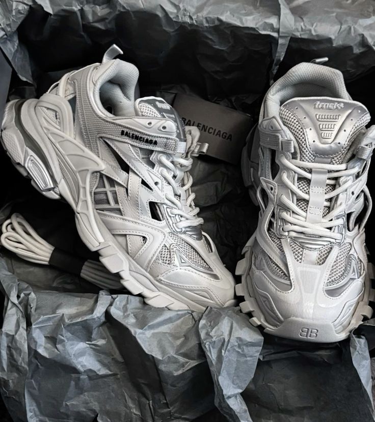 Balenciaga Track