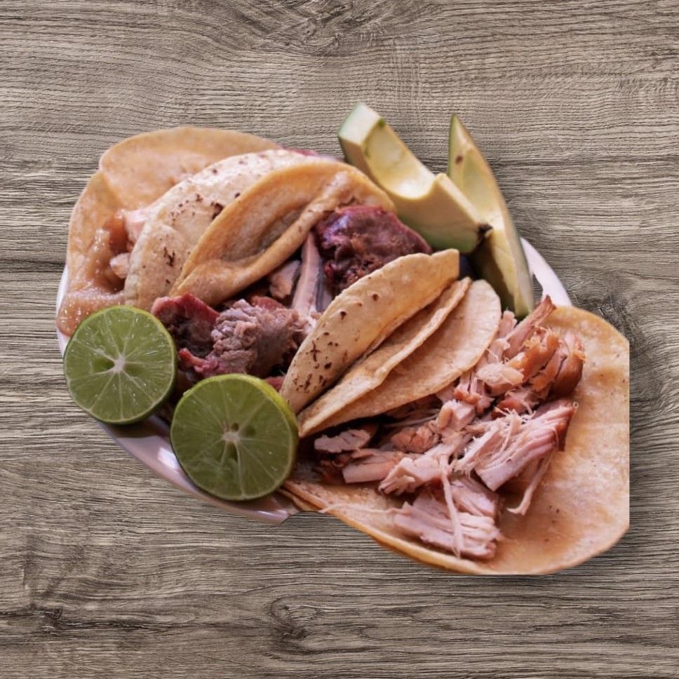 TACO DE CARNITAS