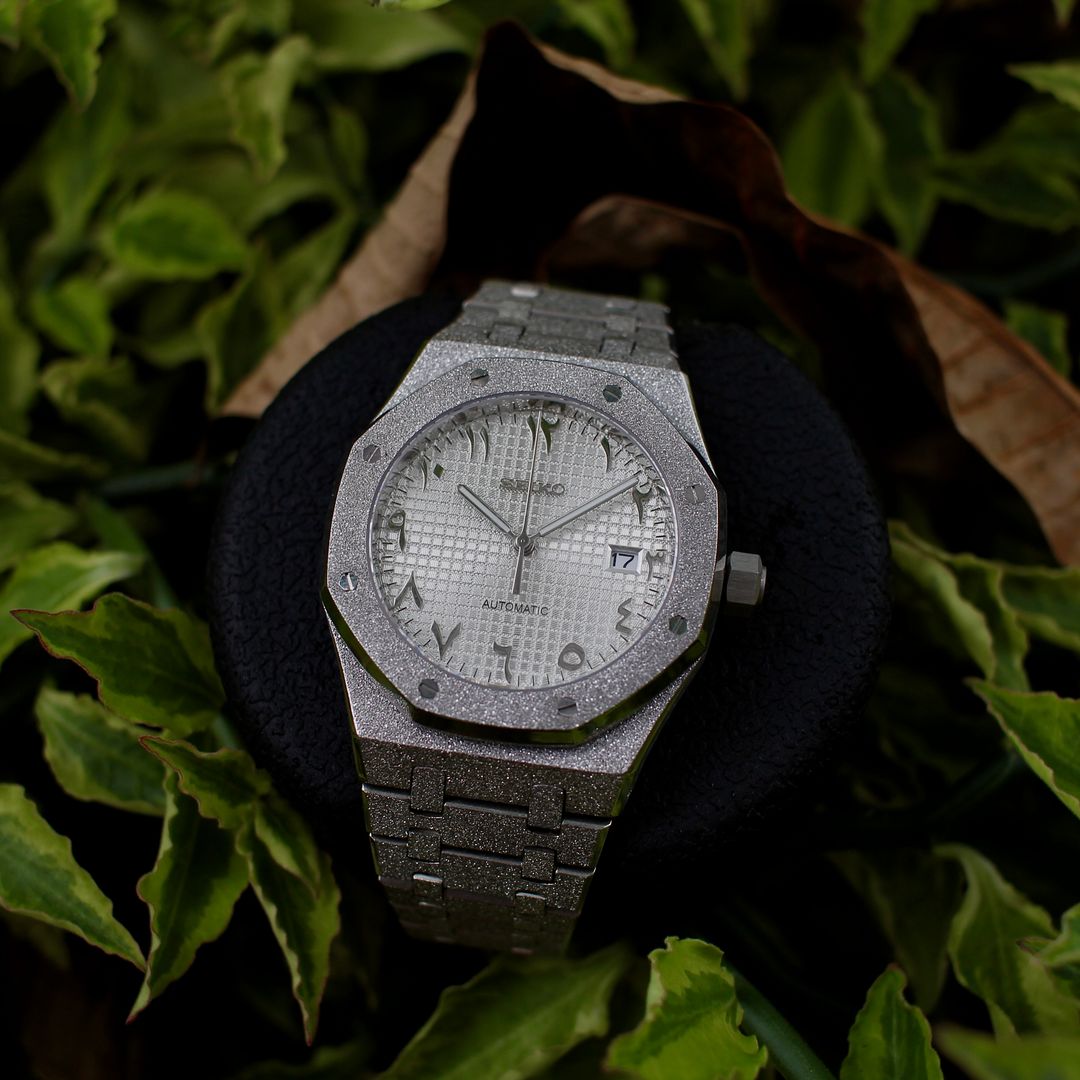 Silver Frosted White Arabic Dial Royal Oak