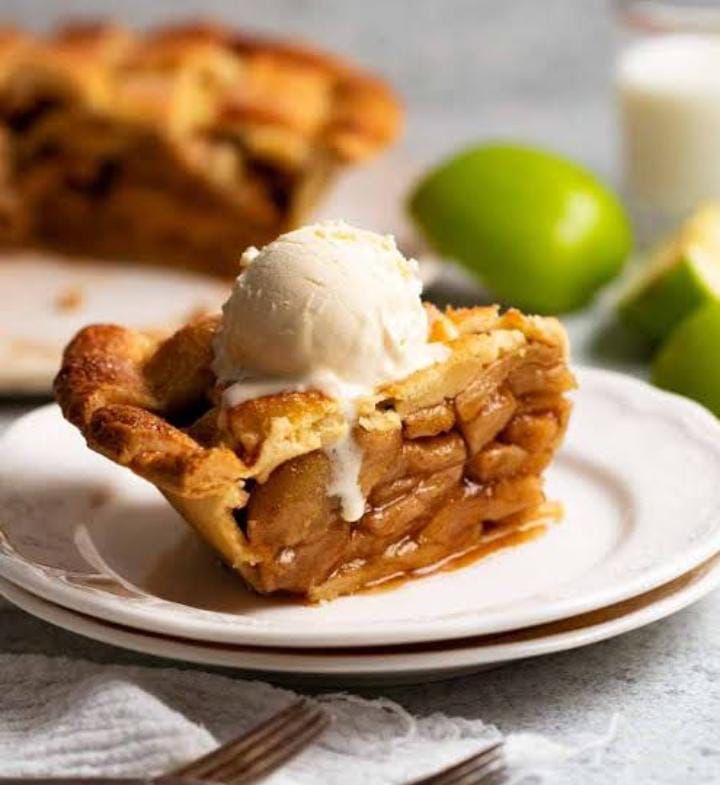 Apple Crumble Pie