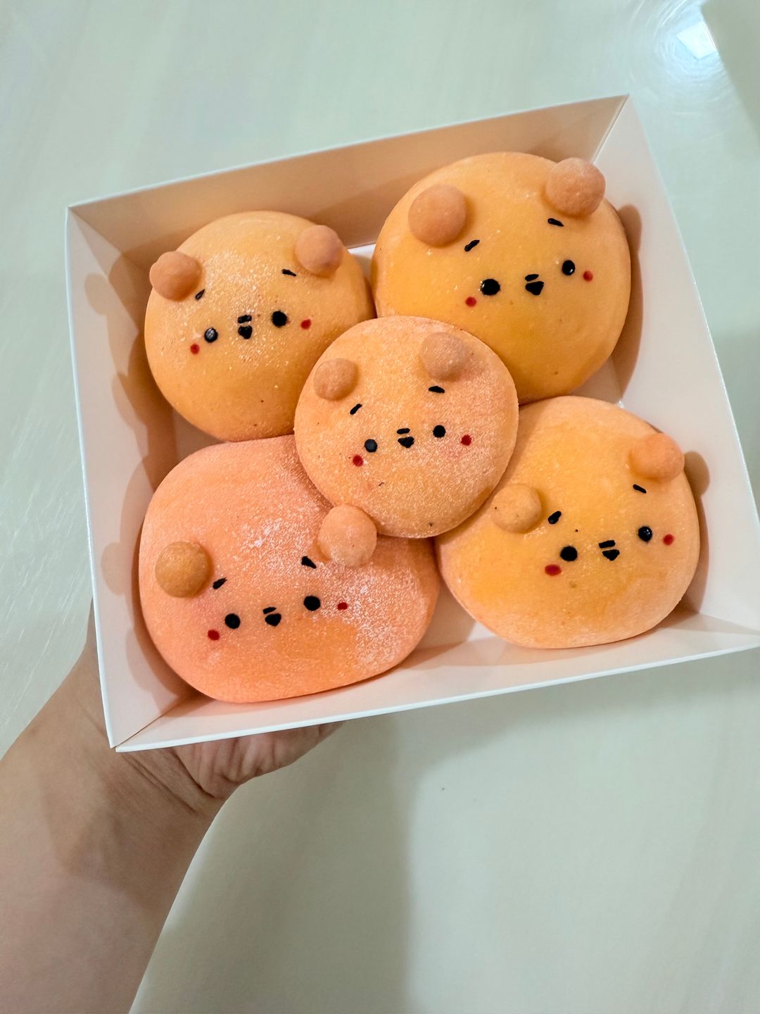 Winnie The Pooh Snow Ball Mochi 5pcs/box