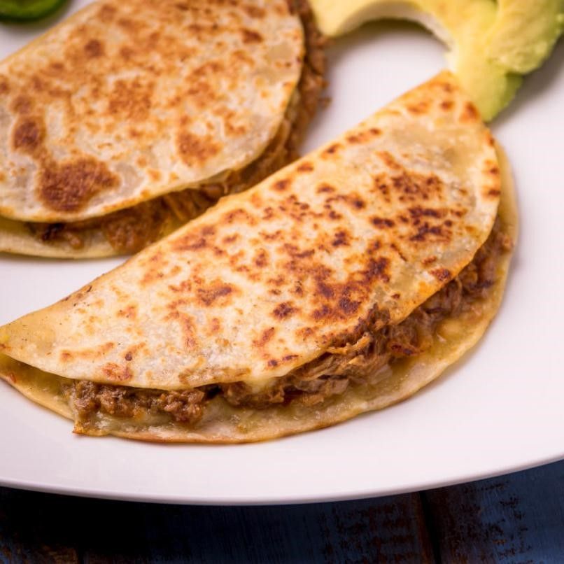 QUESADILLA CON CARNE