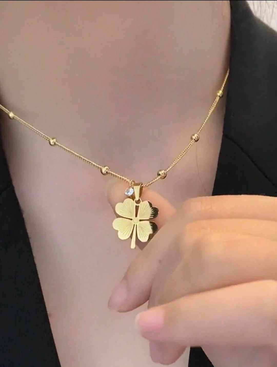 Clover Minimalist Necklace