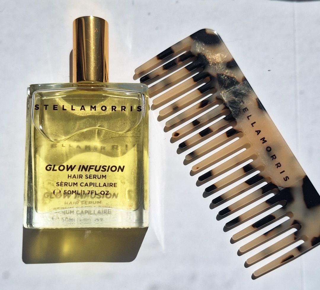 GLOW INFUSION HAIR SERUM ex Comb