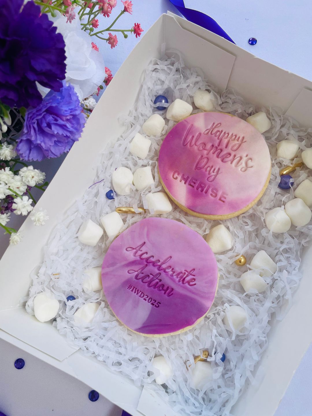 IWD Cookie Box