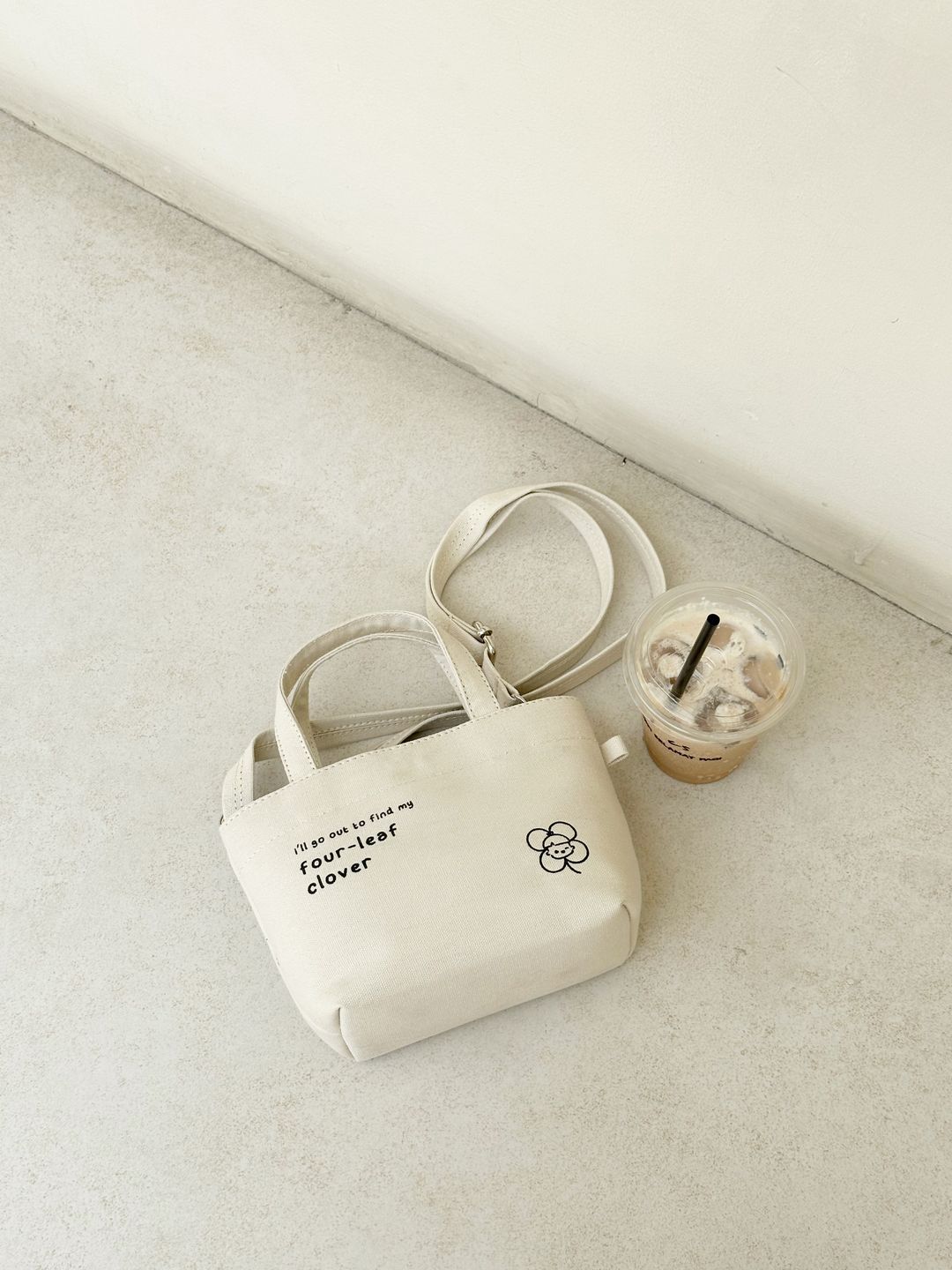 2000smarket-special Clover Tote