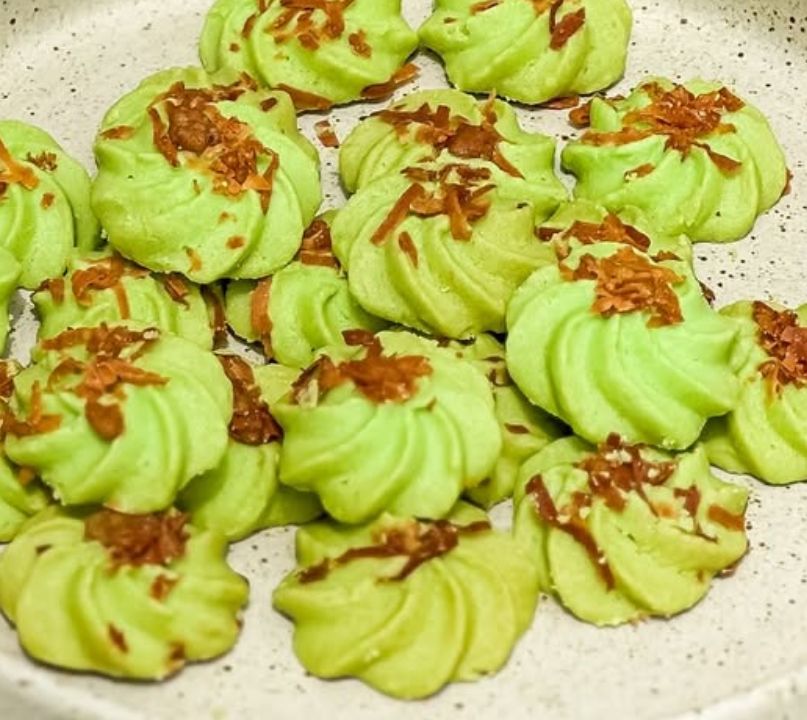 Pandan Kelapa Cookies