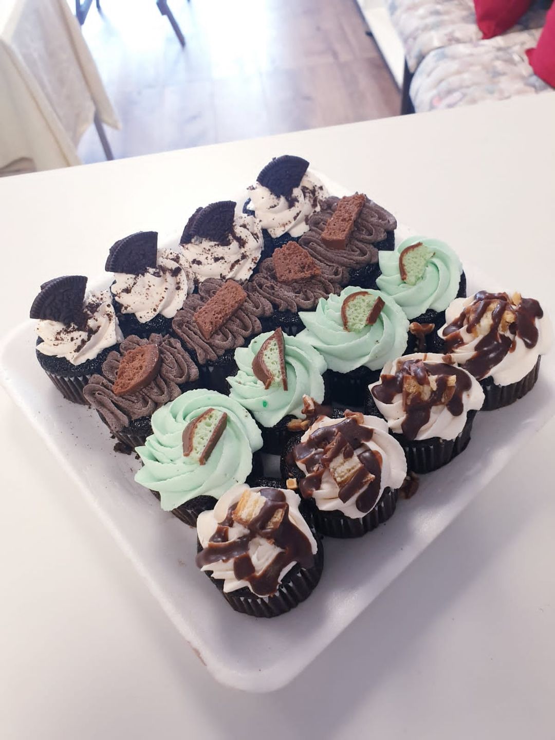 Gourmet Chocolate Cupcakes 