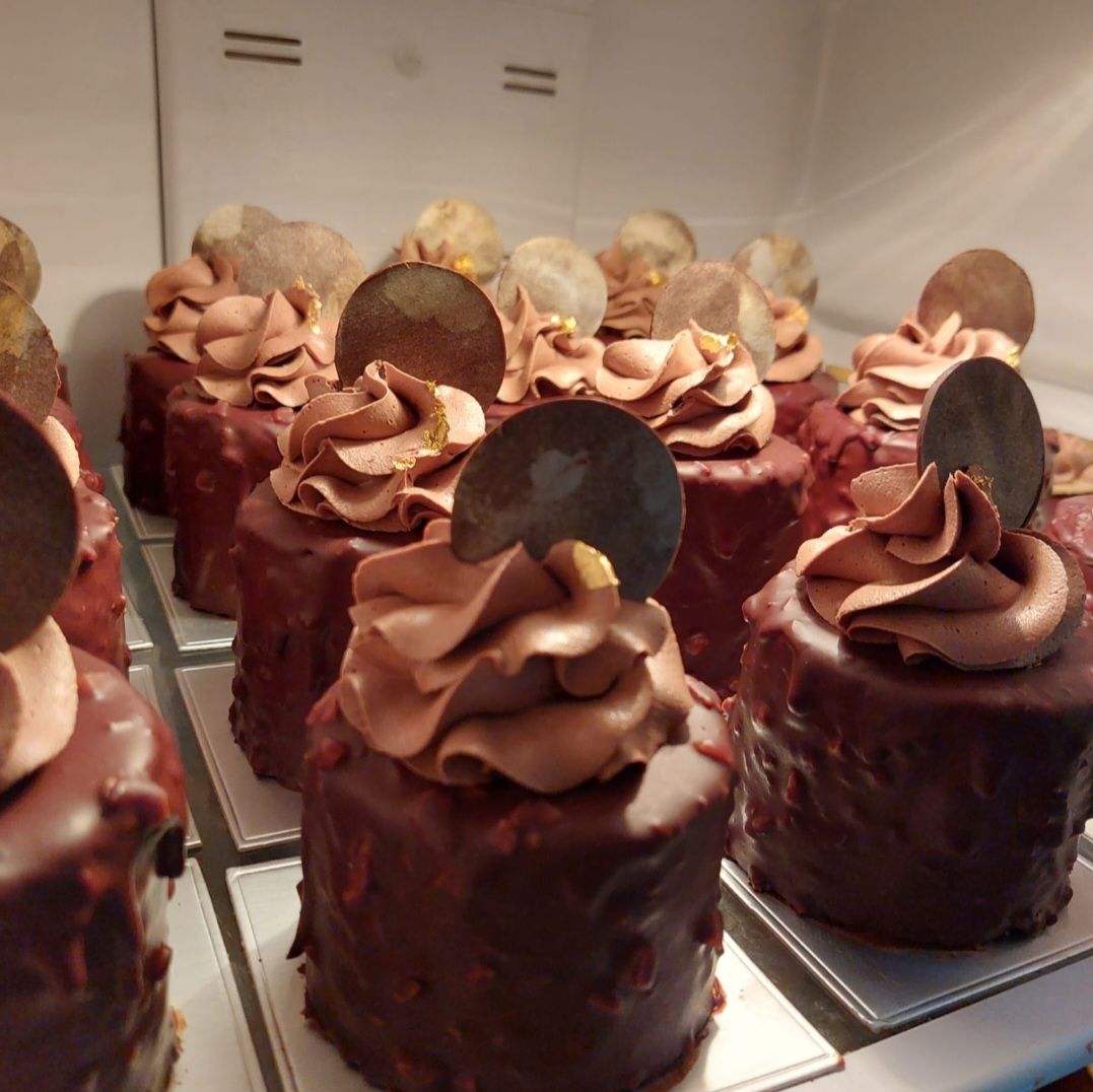 PETIT GÂTEAUX