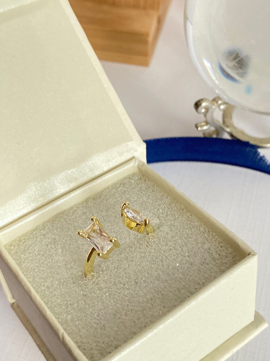 Rectangular Teardrop Ring