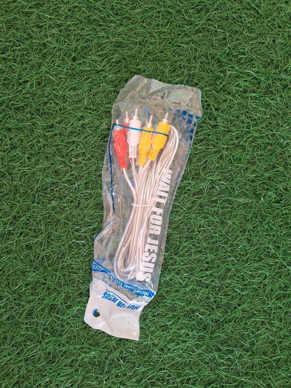 Audio/Video Cord - Three to Three Pins