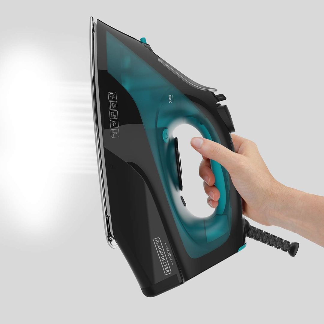STEAM IRON CERAMIC - BLACK AND DECKER BXIR2403E 2400W Black
