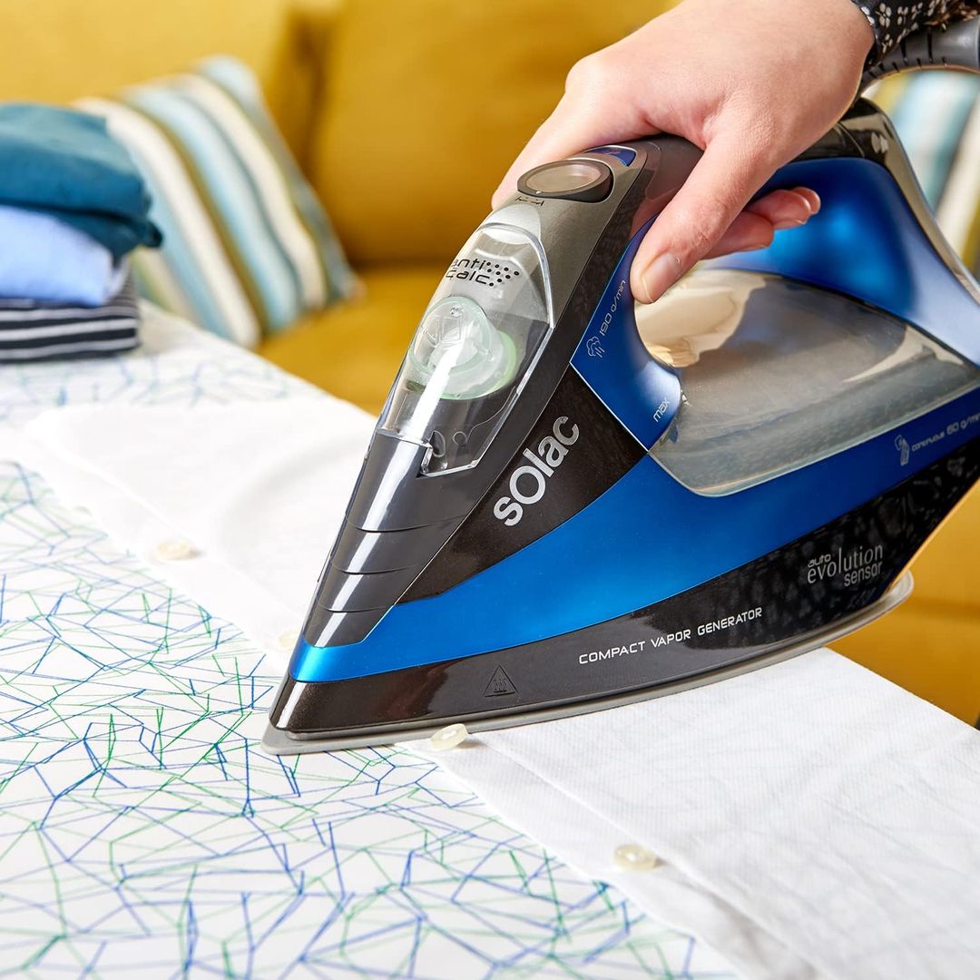 STEAM IRON -SOLAC - CVG9612 