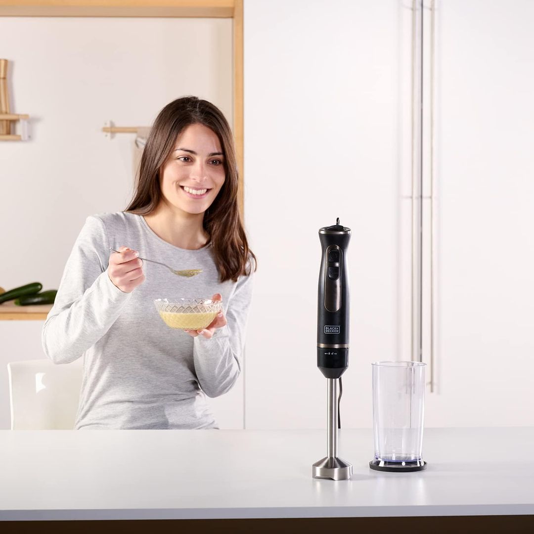 HAND BLENDER- BLACK & DECKER- BXHB800E