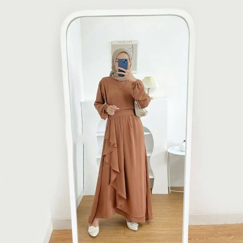 NARAMI DRESS CRINCLE AIRFLOW by Zifashion