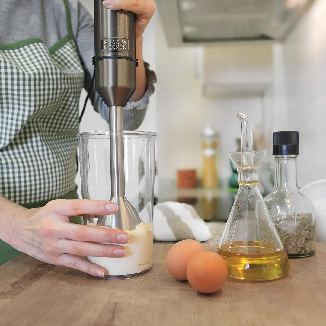 HAND BLENDER- BLACK & DECKER- BXHB1000E