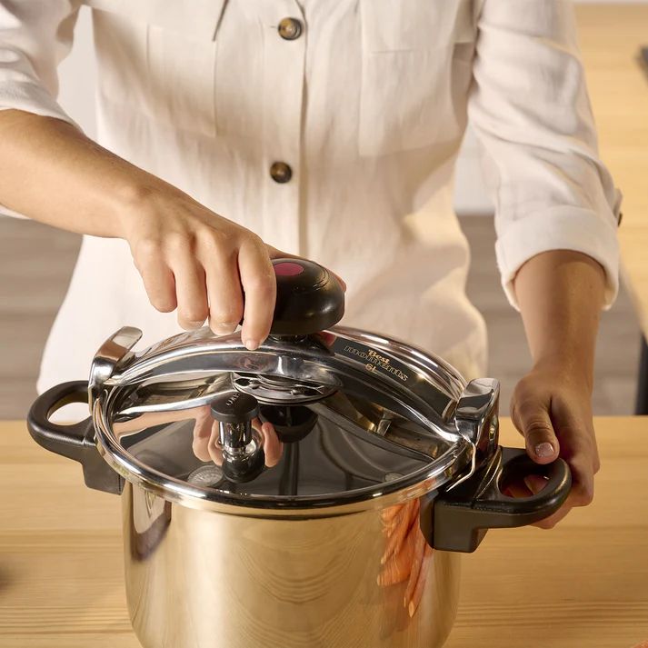 PRESSURE COOKER -TAURUS- MOMENTS CLASSIC 6L
