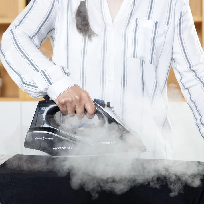 STEAM IRON -Taurus- GEYSER ECO 2700 (STI)