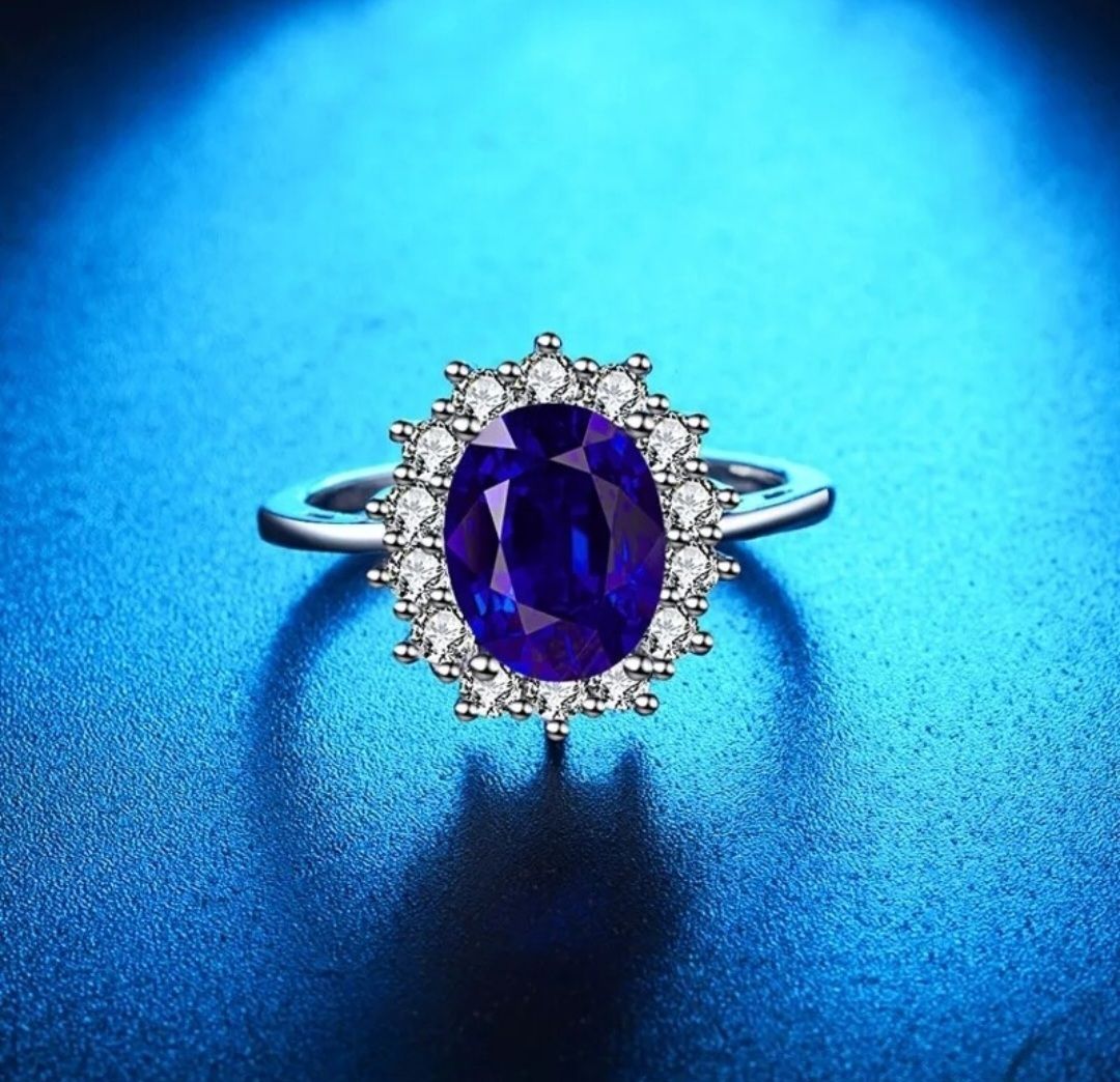 Classique Diana Engagement Ring