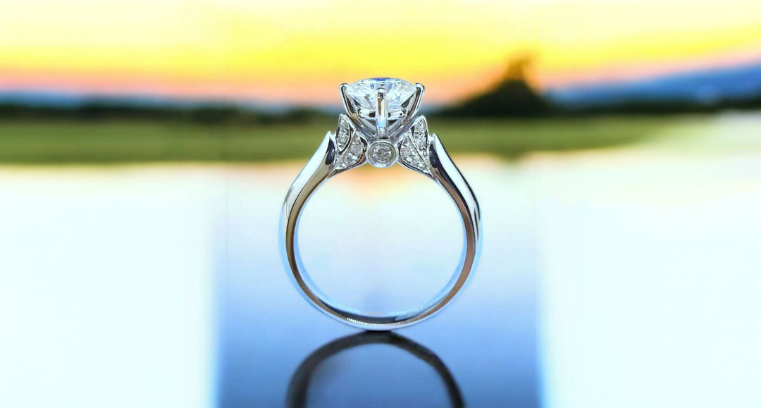 Classique Swan Engagement Ring 