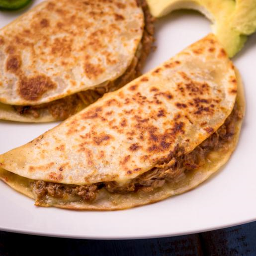 Quesadilla Con Carne