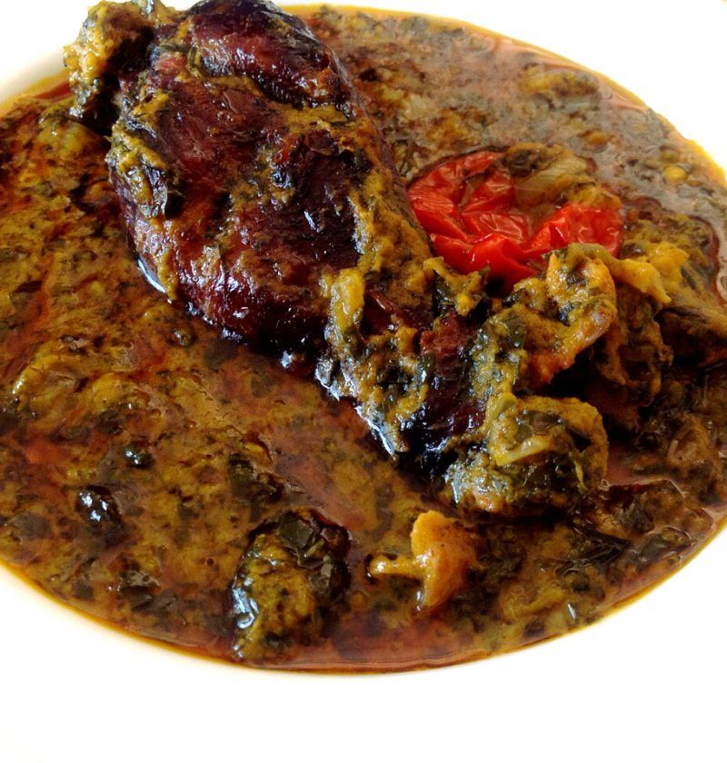 Poulet fumé au Nyemboué 