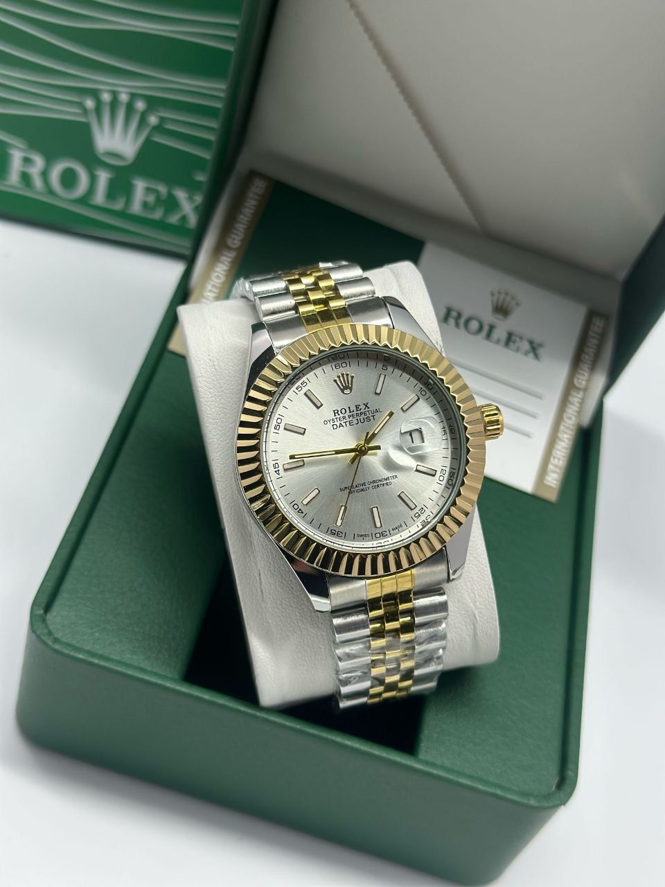 שעון רולקס  41mm- ‏סימן היכר בעולם המותרות  -  איכות גבוהה - העתק מדויק 