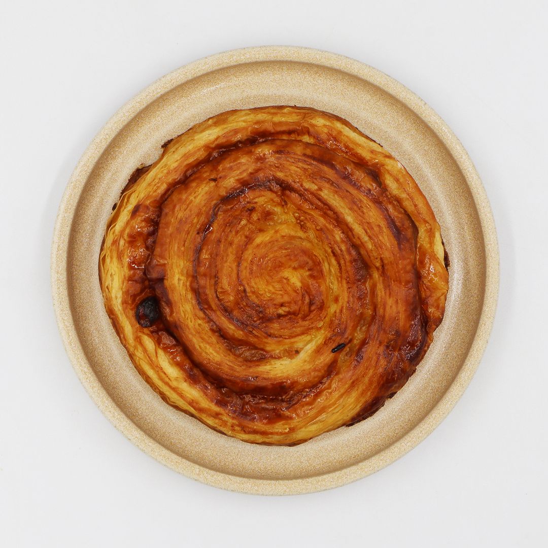 Roots Croissant Roll with Cinnamon & Dark Chocolate 60g