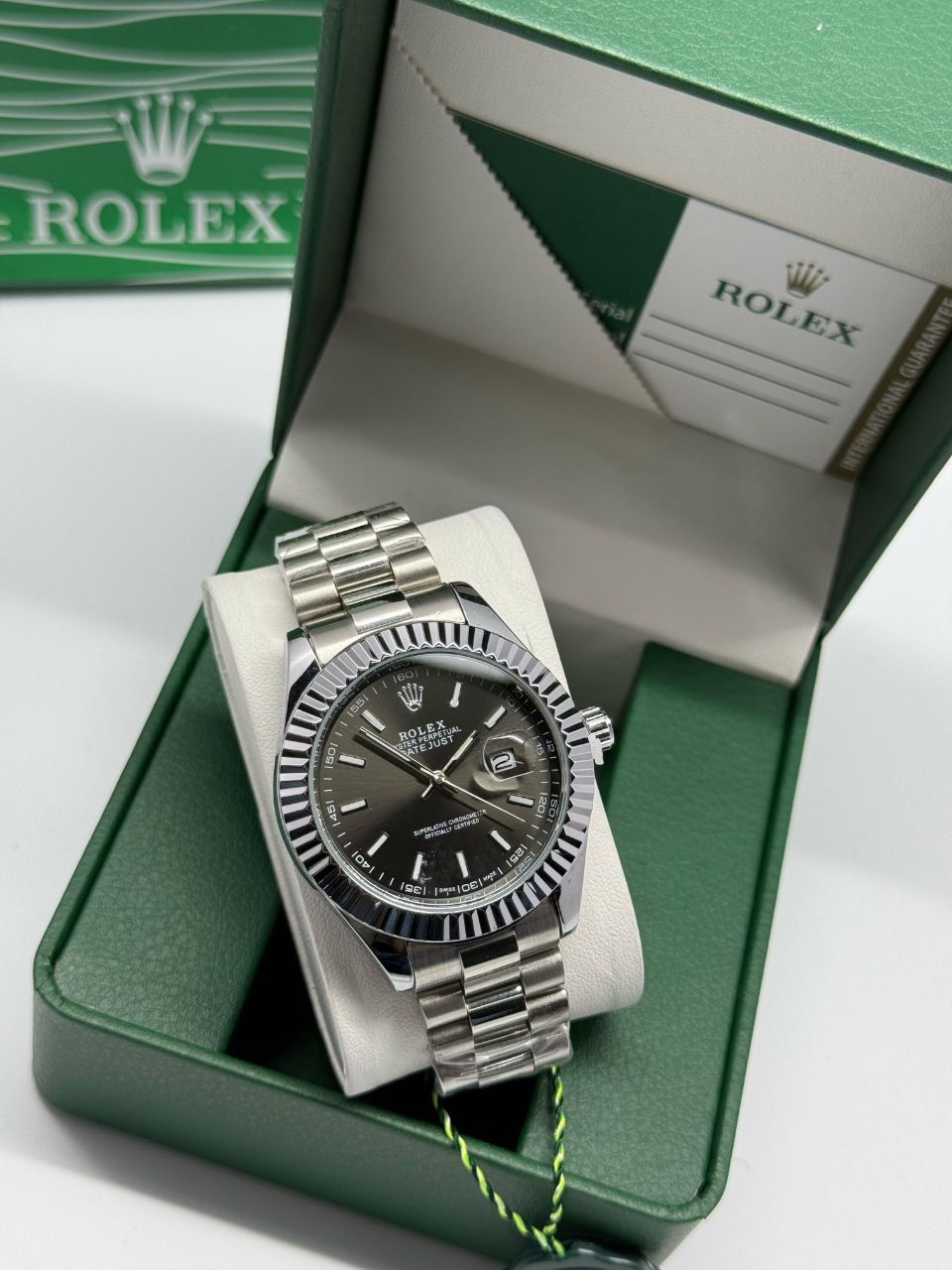 שעון רולקס  41mm- ‏סימן היכר בעולם המותרות  -  איכות גבוהה - העתק מדויק 