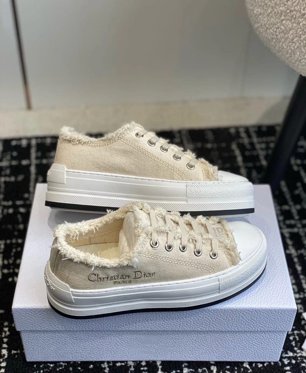 CD Sneakers - White