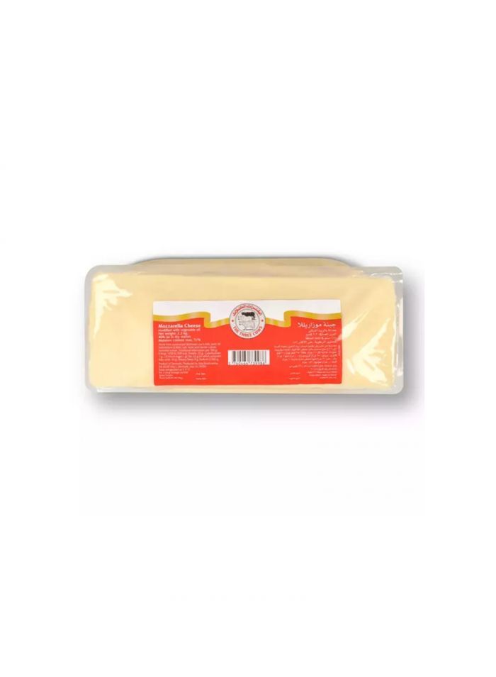 3COWS MOZZARELLA CHEESE BLOCK 8X2.3 Kilogram (kg)