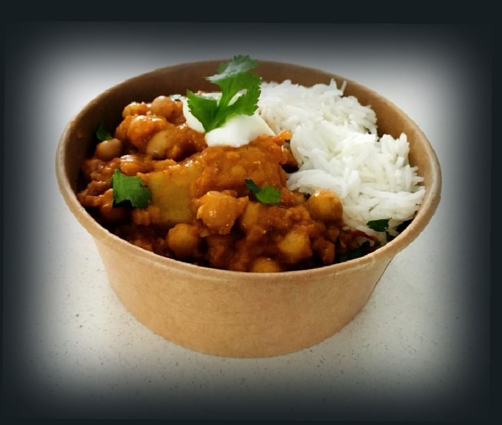 Mild and spicy sweet potato, chickpea, red lentil Bowl