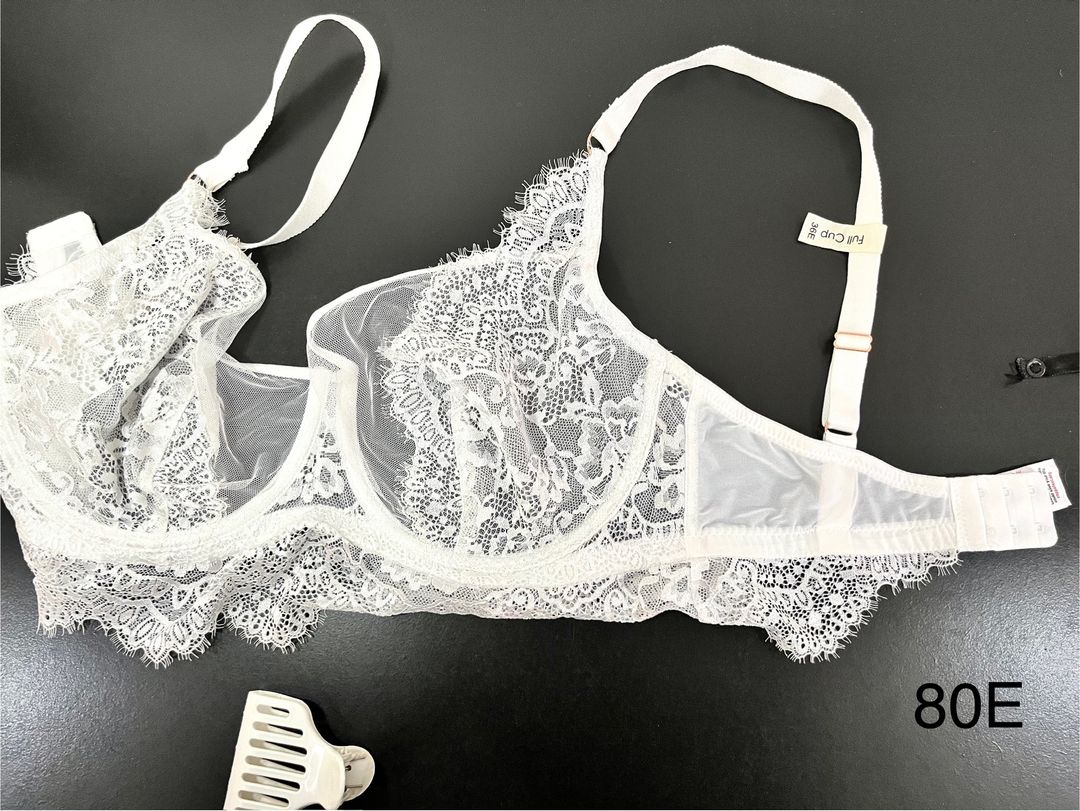 Soutien-Gorge dentelle fine Taille 80E
