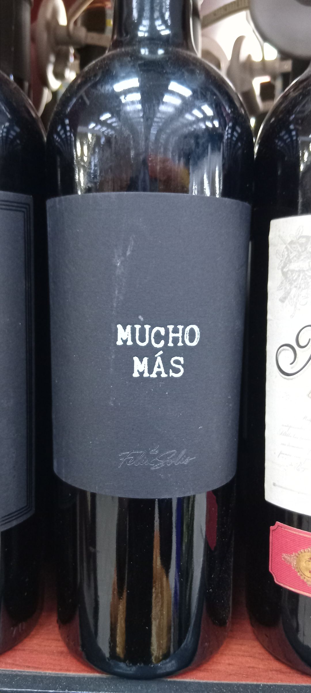 Mucho Mas Tinto Black  750ml