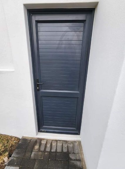 kitchen door 