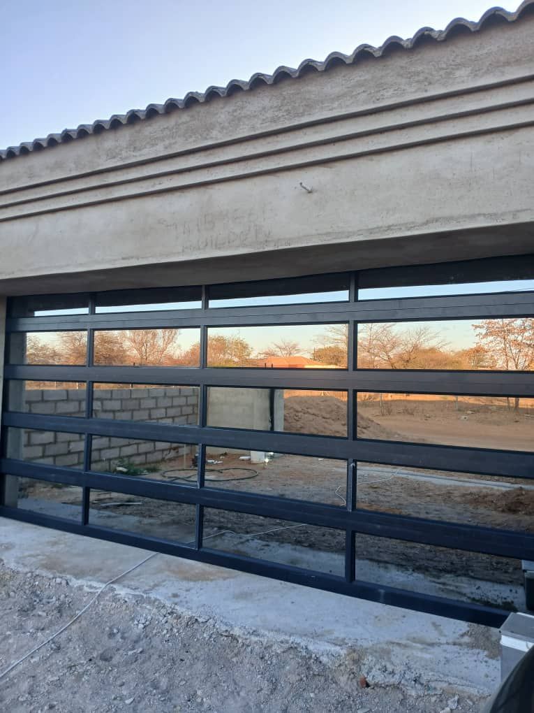 Garage door - Paneled 