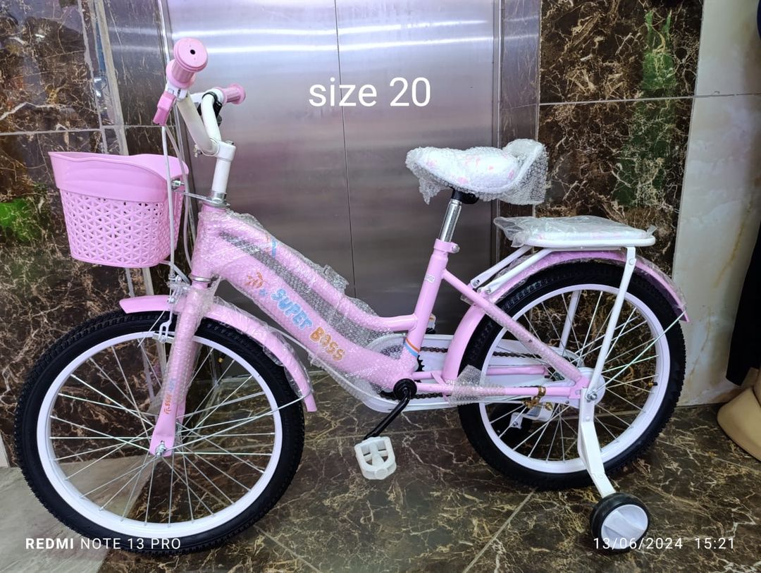 Girls bikes-superboss Size 20