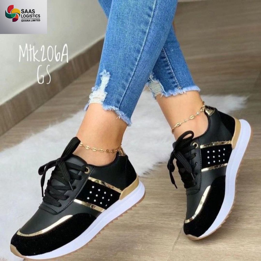 Lady’s Sneakers 