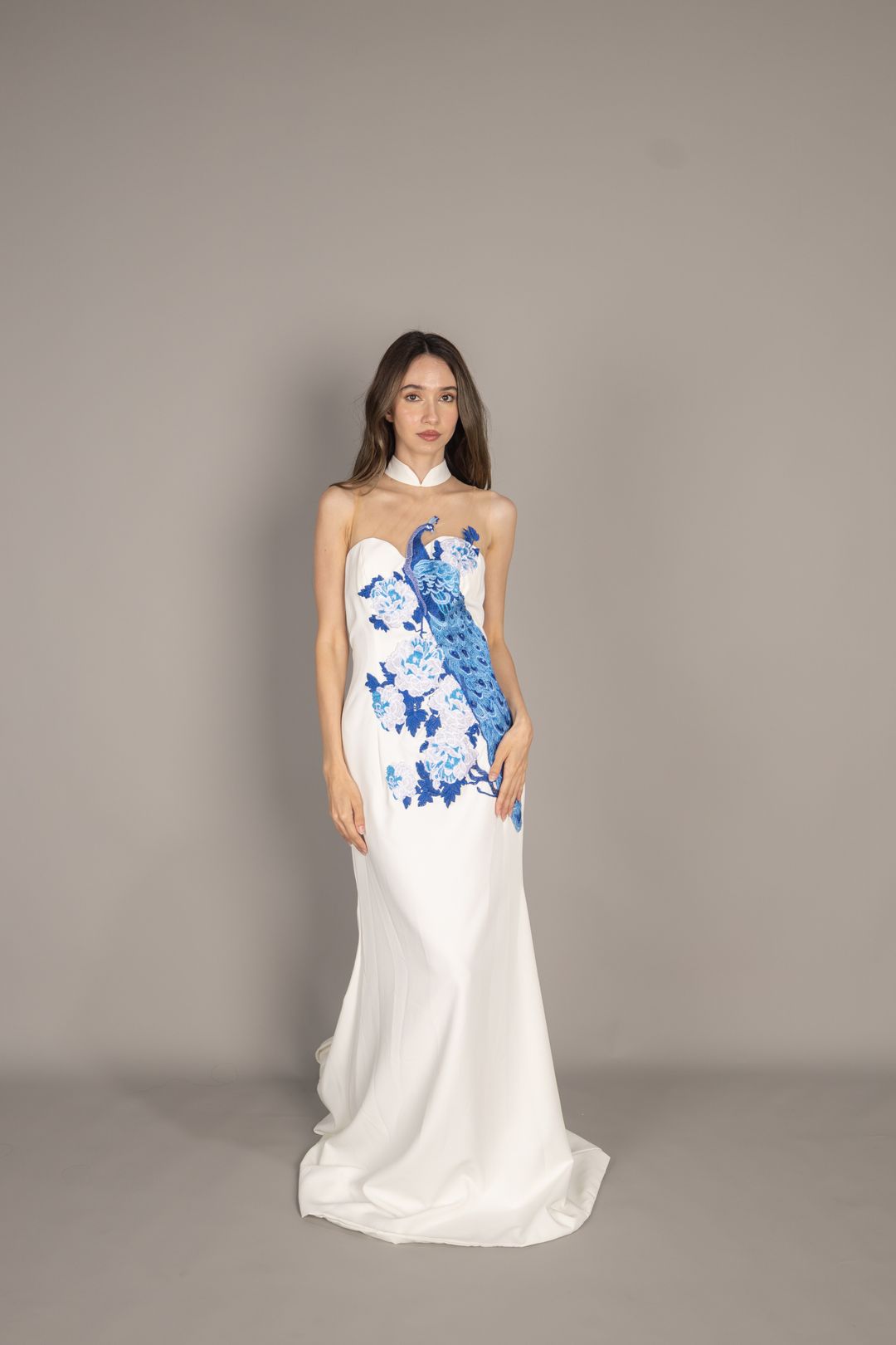 Folklore Peacock Cheongsam in Off-White