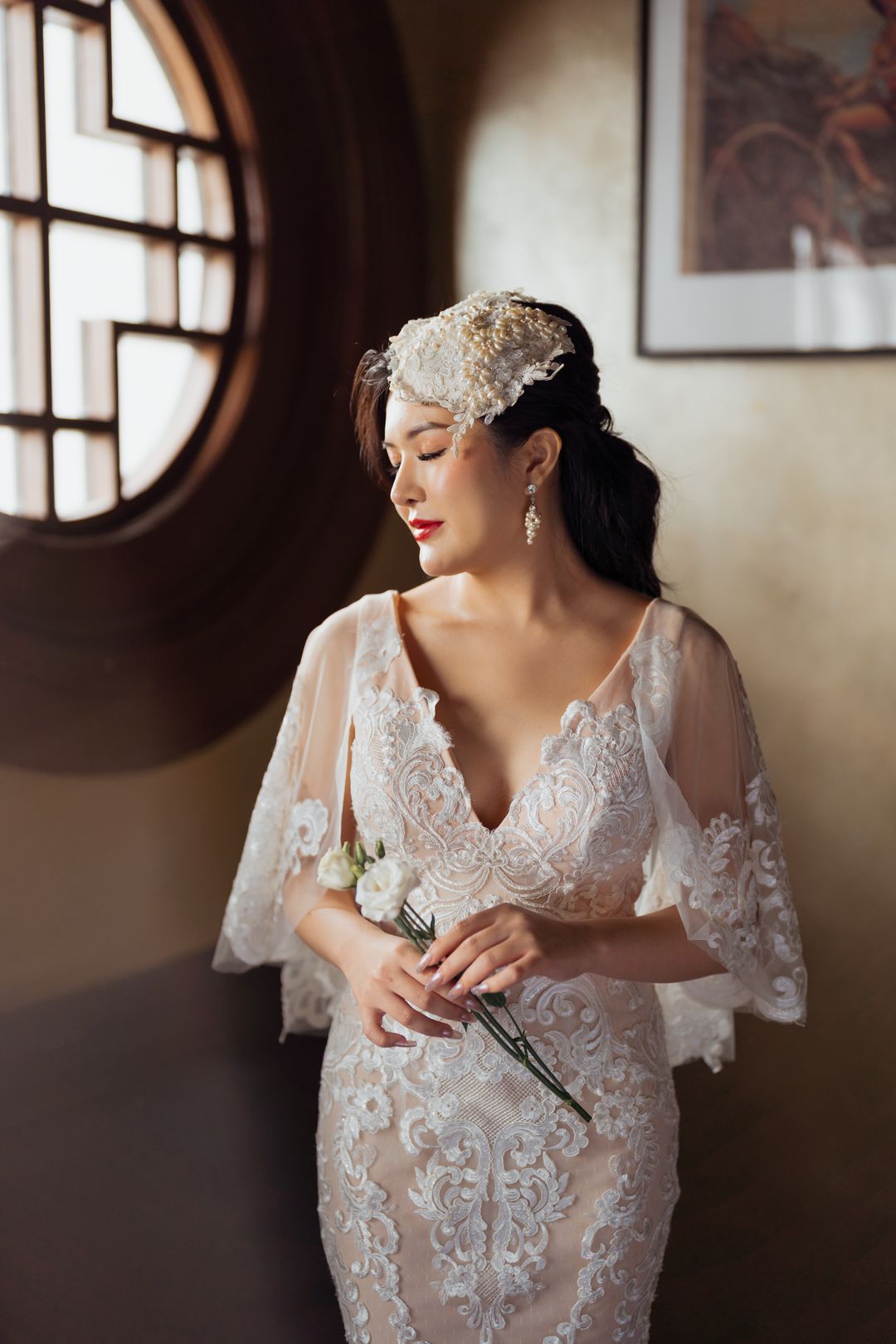 Victoria Baroque Lace Fitted Wedding Dress