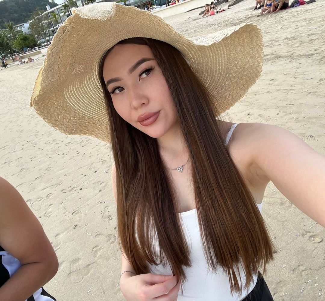Kazakhstan Surrogacy & Egg Donor | Pavlodar | 24 Yrs Blood Type B 165cm 63kg| ID #120026 |