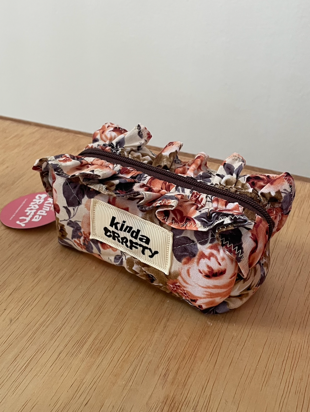 G38 - Kinda Boxy Bag with Ruffles, Mini 