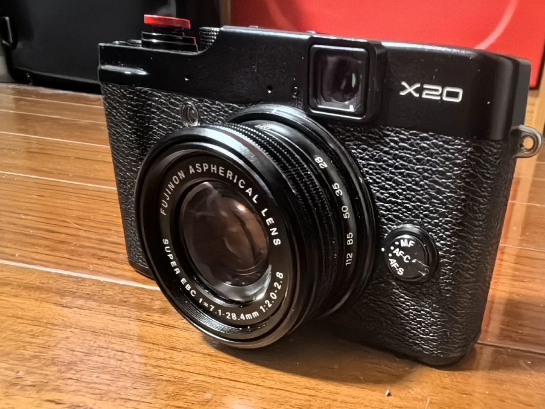 Fuji X20 Black  