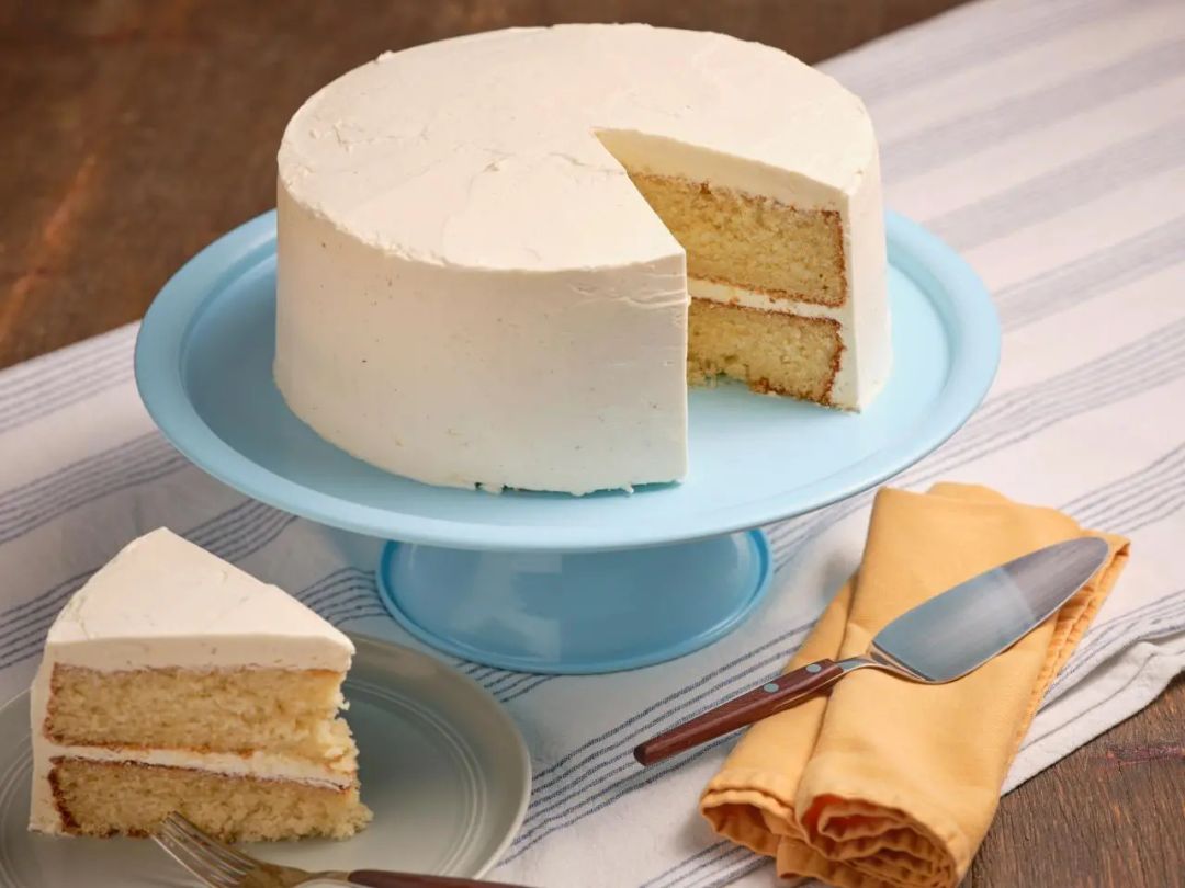 Traditional Vanilla Cake