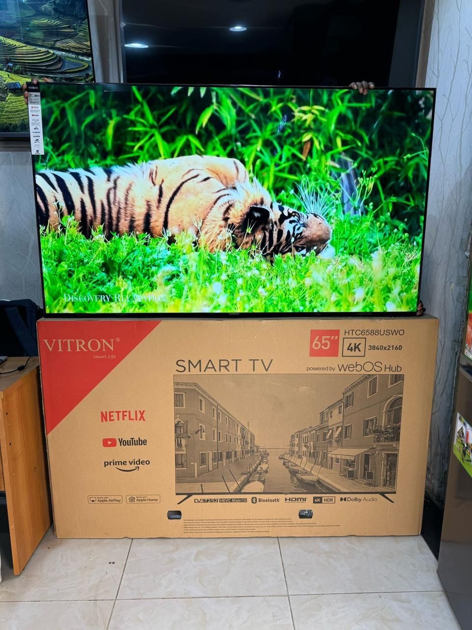 Vitron 65" Smart WeBos UHD Smart TV
