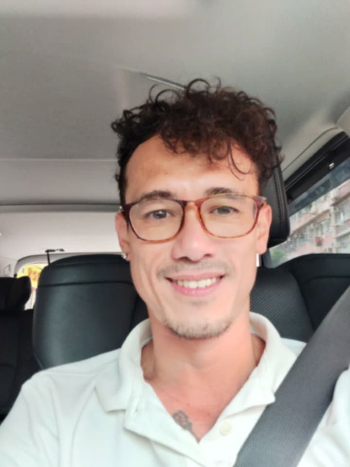03-40yr-Skynard-April-in-philippines