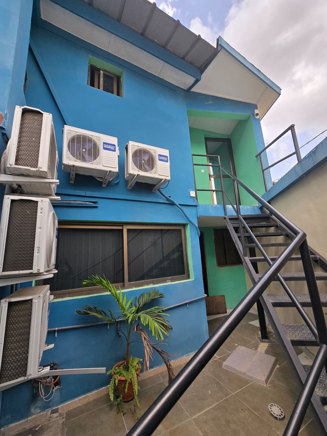 Cocody_Cité Émeraude | Duplex de 6 pièces | 130 millions CFA | + de détails en description 