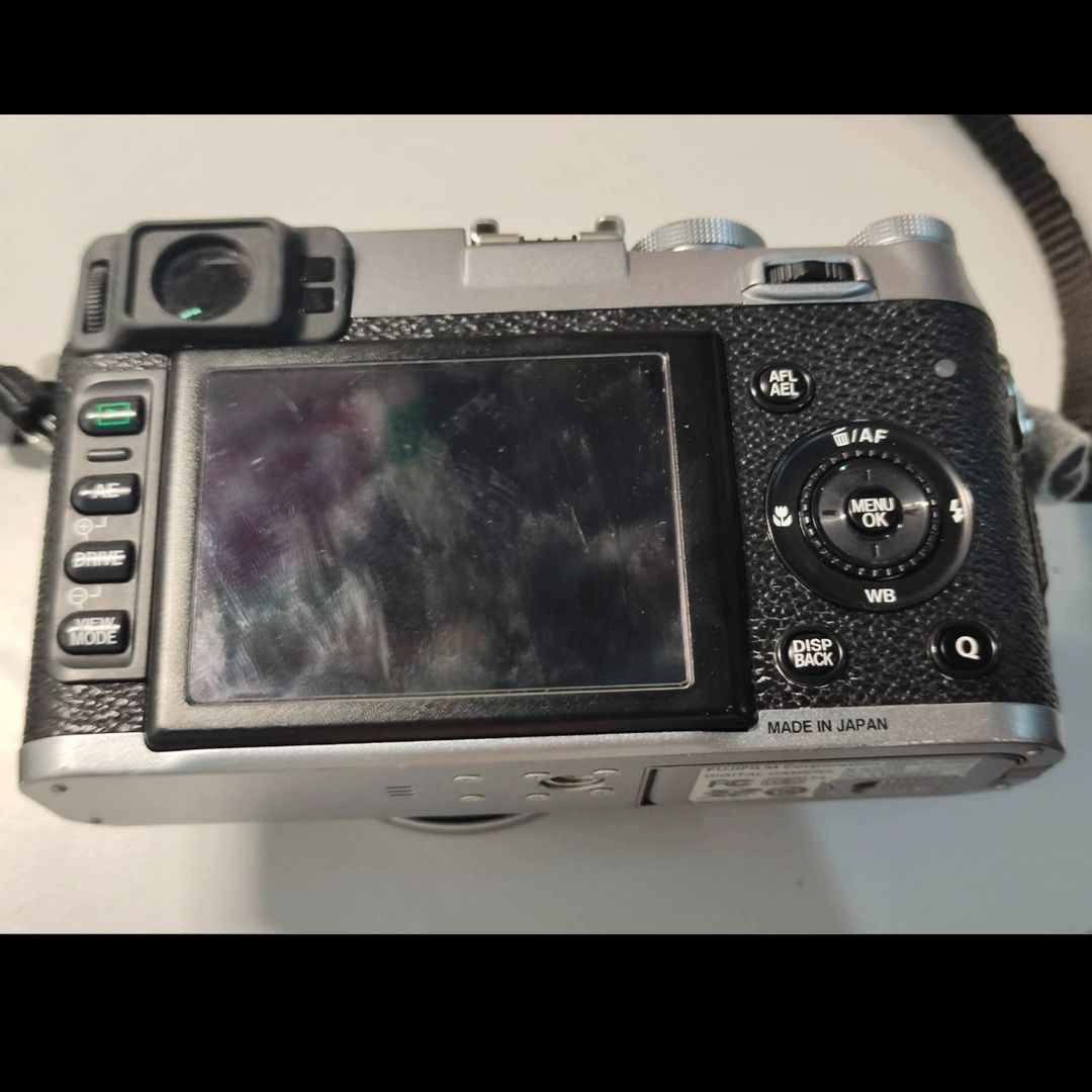 Fuji X100S silver